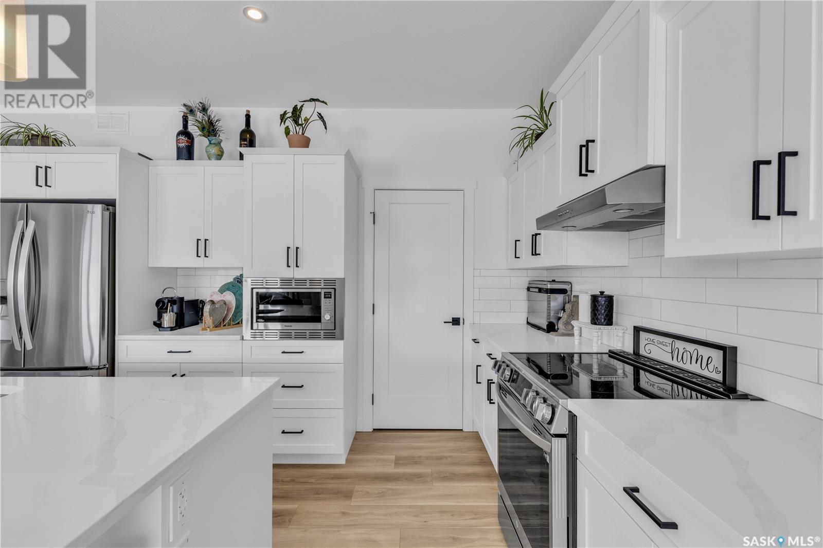 Property at 507 Kensington PLACE image 5
