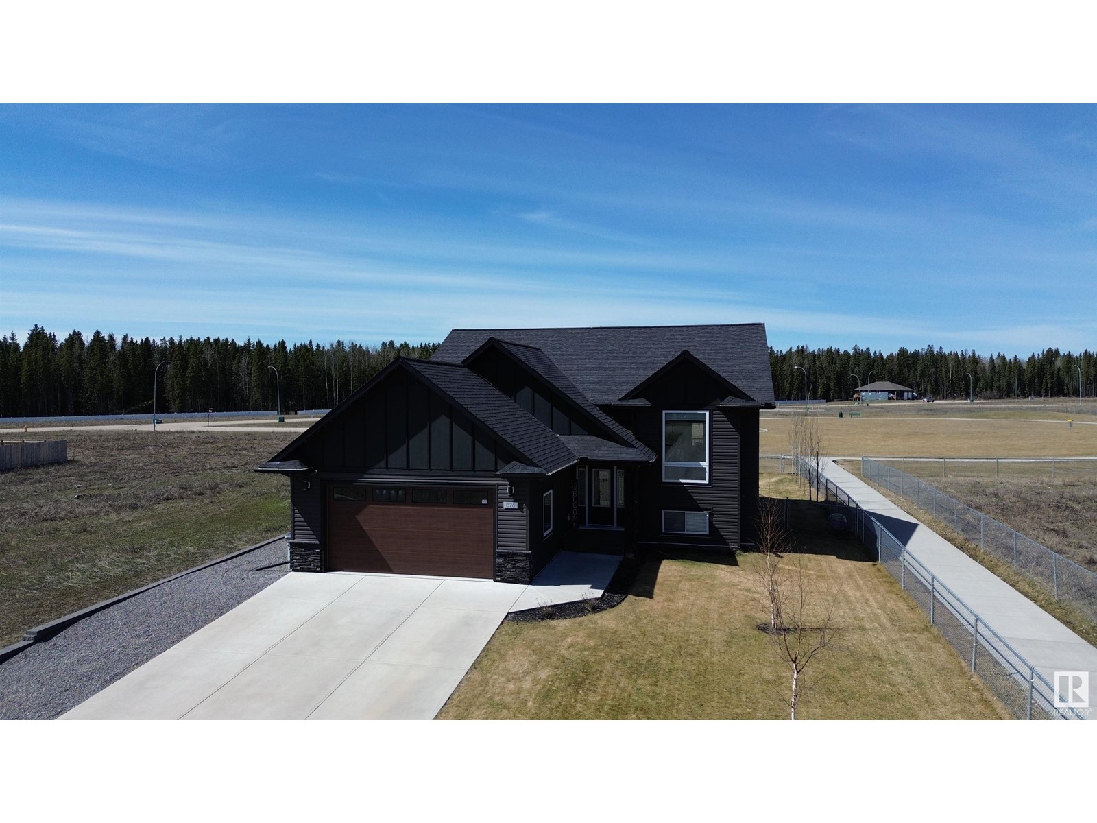 Property at 1528 43 ST image 3