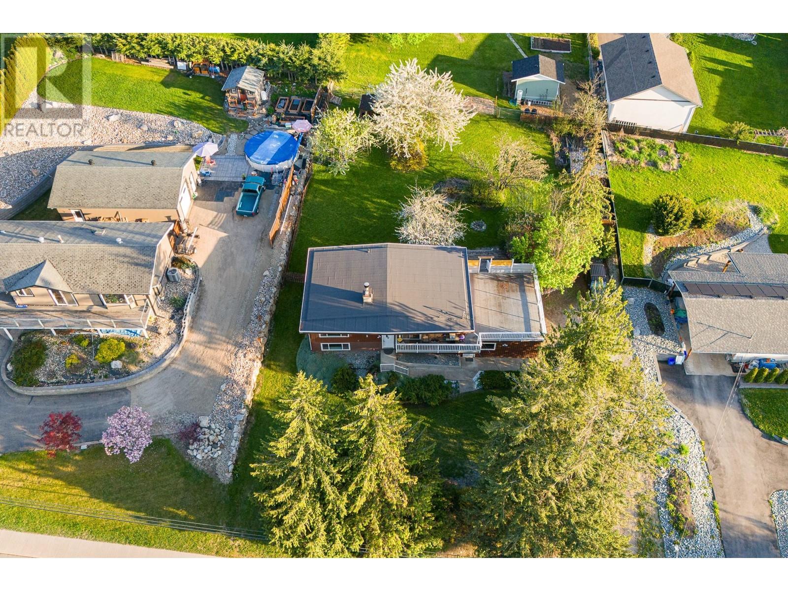 2190 Okanagan Avenue Se, Salmon Arm, British Columbia  V1E 1H4 - Photo 38 - 10345998