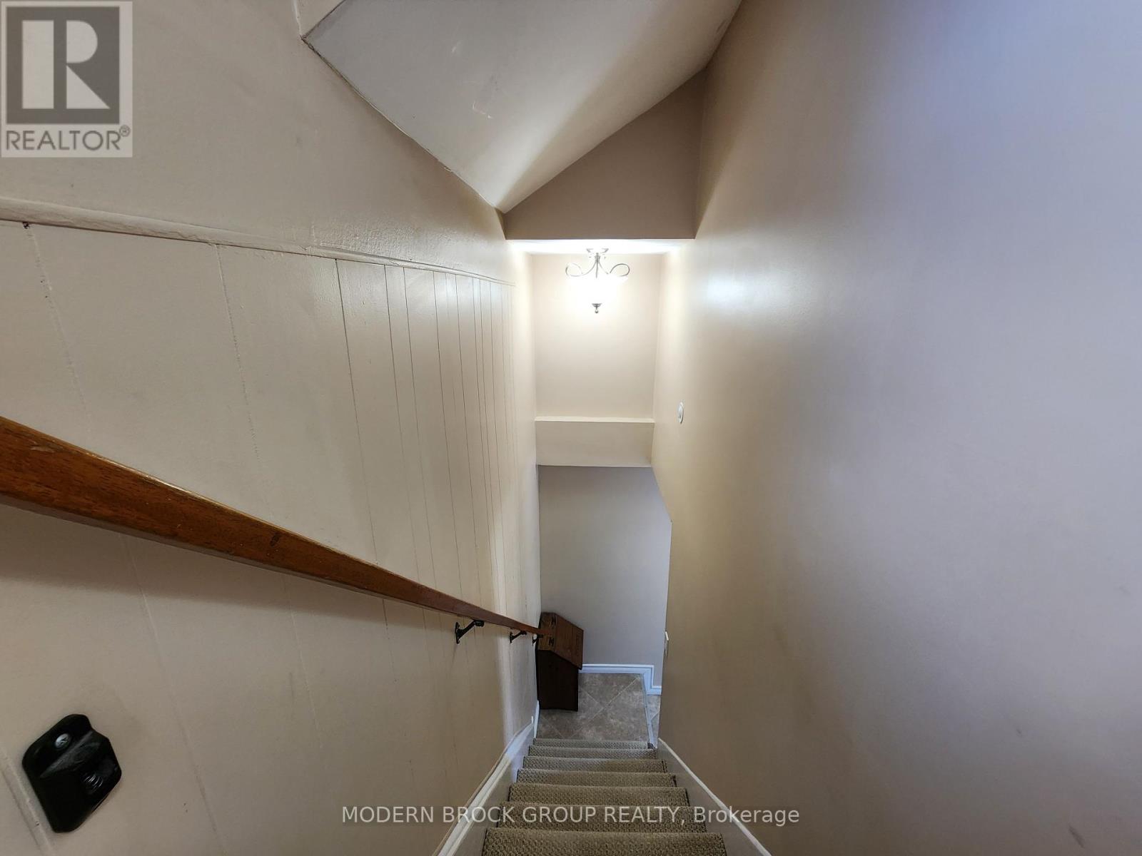 4 Main Street W, Elizabethtown-Kitley, Ontario  K0E 1M0 - Photo 16 - X12122704