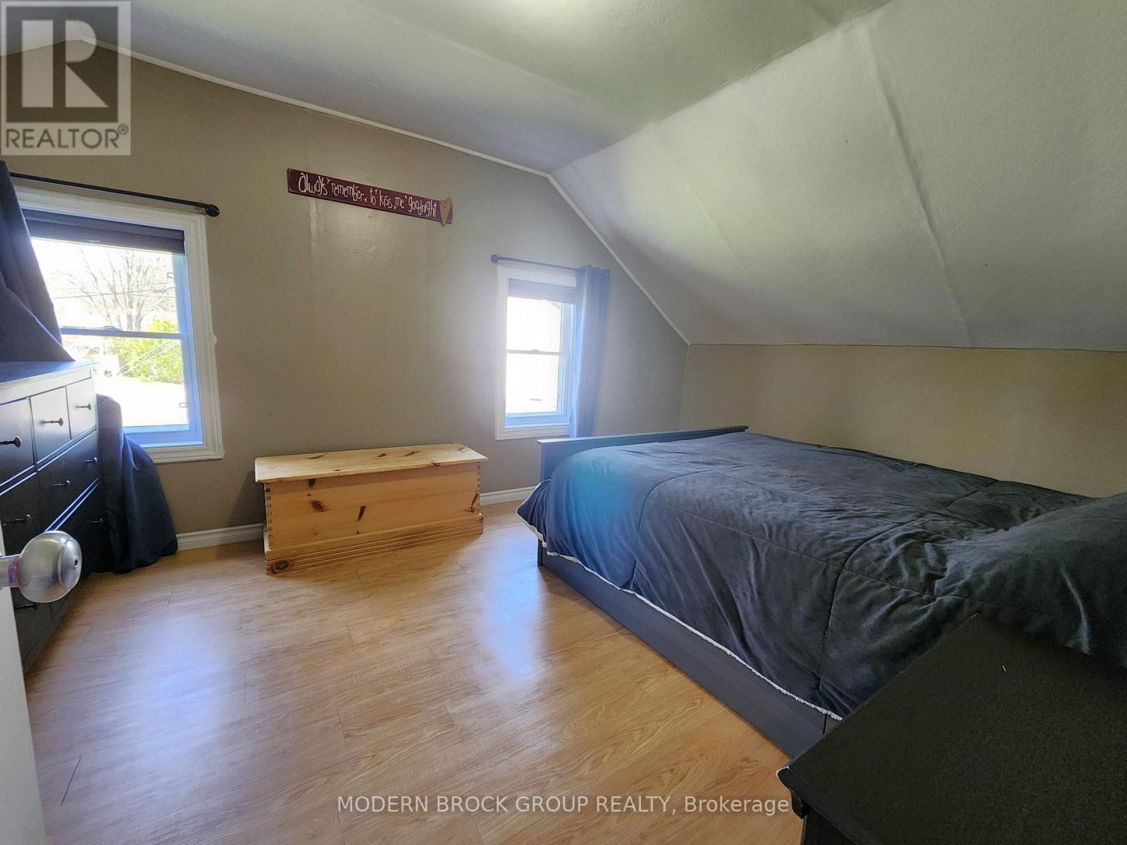 4 Main Street W, Elizabethtown-Kitley, Ontario  K0E 1M0 - Photo 18 - X12122704