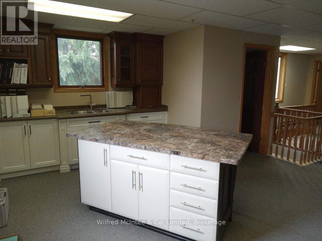35 Joseph Street, Ashfield-Colborne-Wawanosh, Ontario  N0M 1R0 - Photo 15 - X12122714