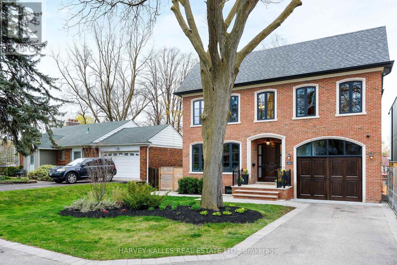 Property at 4673 DUNDAS STREET W image 2