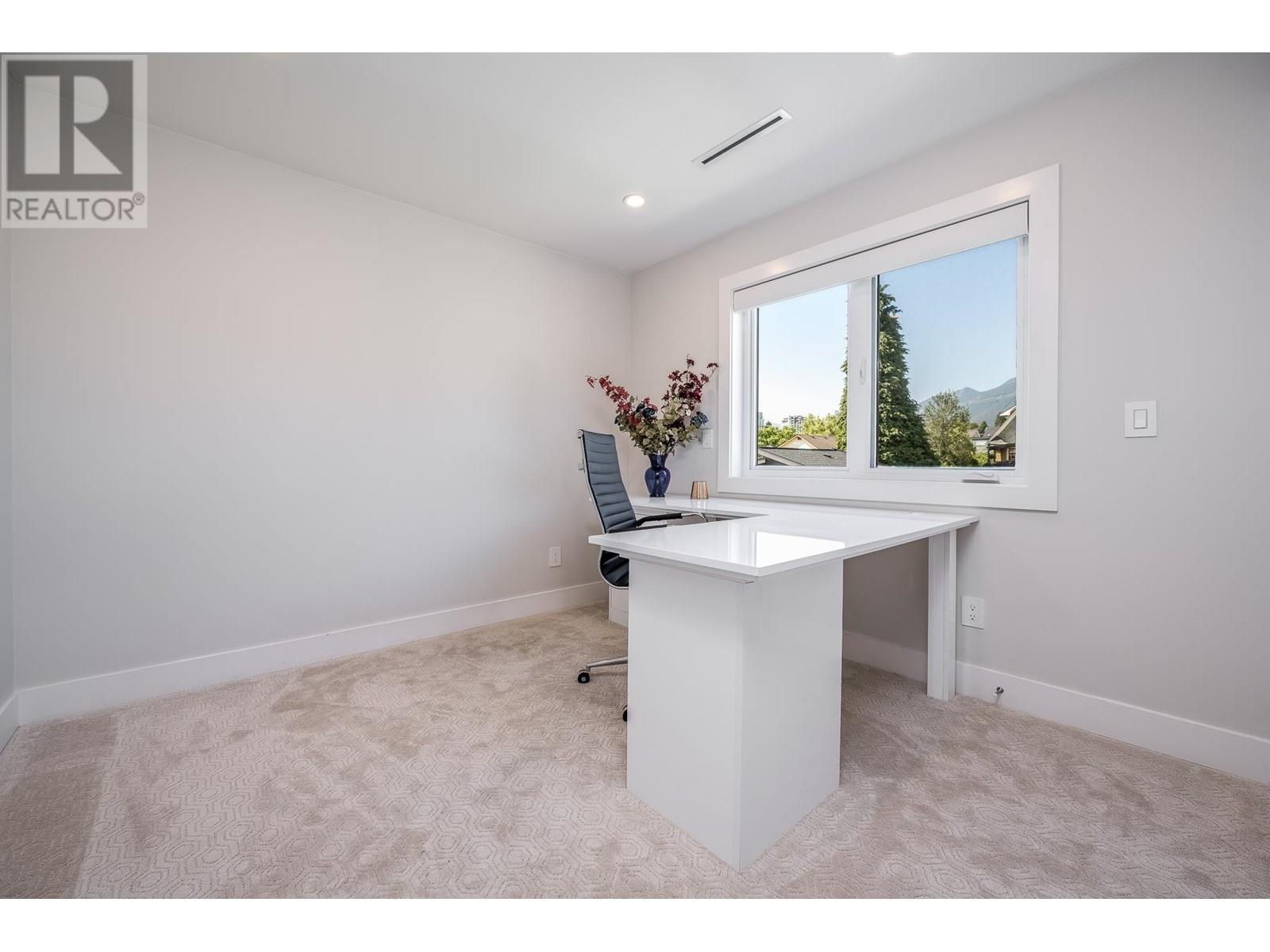 330 E 8th Street, North Vancouver, British Columbia  V7L 1Z3 - Photo 23 - R2995441