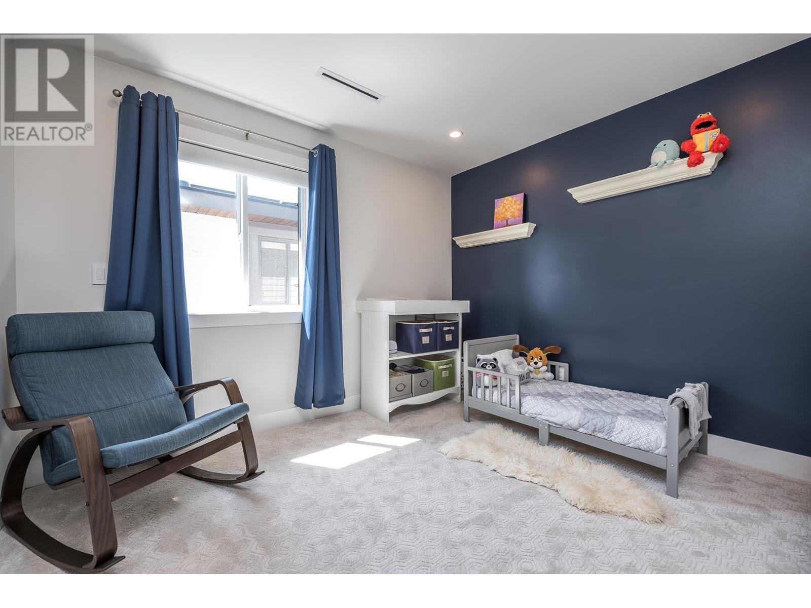 330 E 8th Street, North Vancouver, British Columbia  V7L 1Z3 - Photo 22 - R2995441