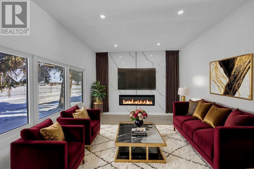 Property at 432 Whiteland Drive NE image 1