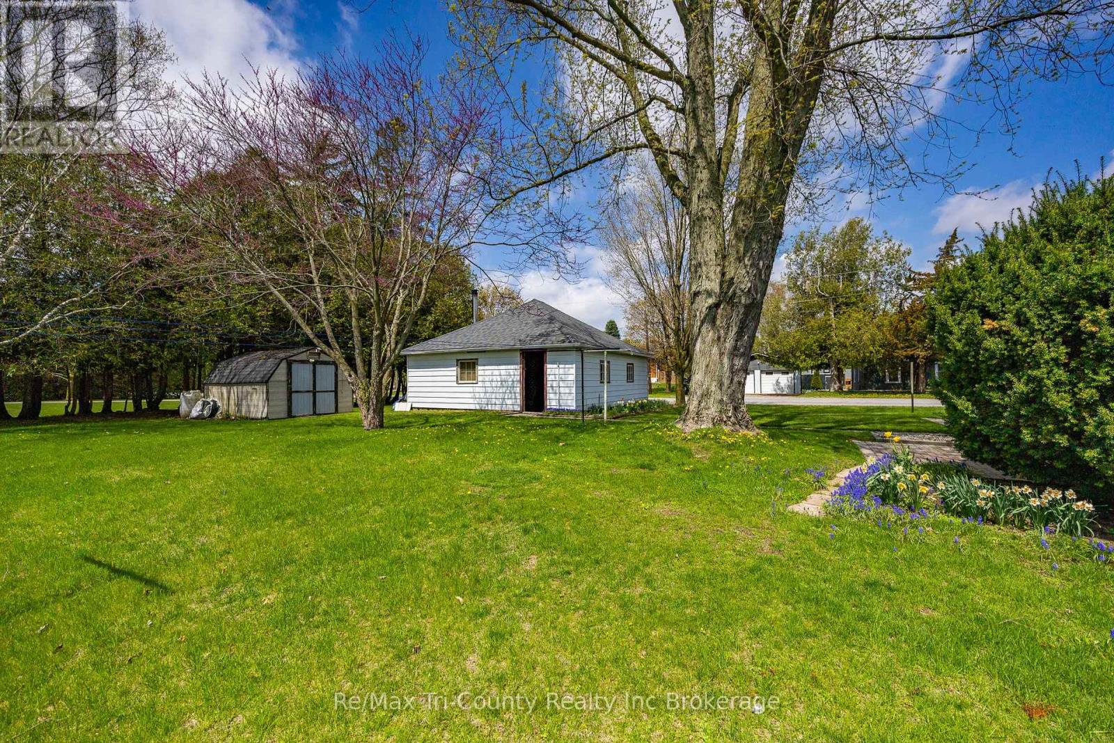 956 Mid-Nwal Tline Road, Norfolk, Ontario N0J 1E0 - Photo 6 - X12120812