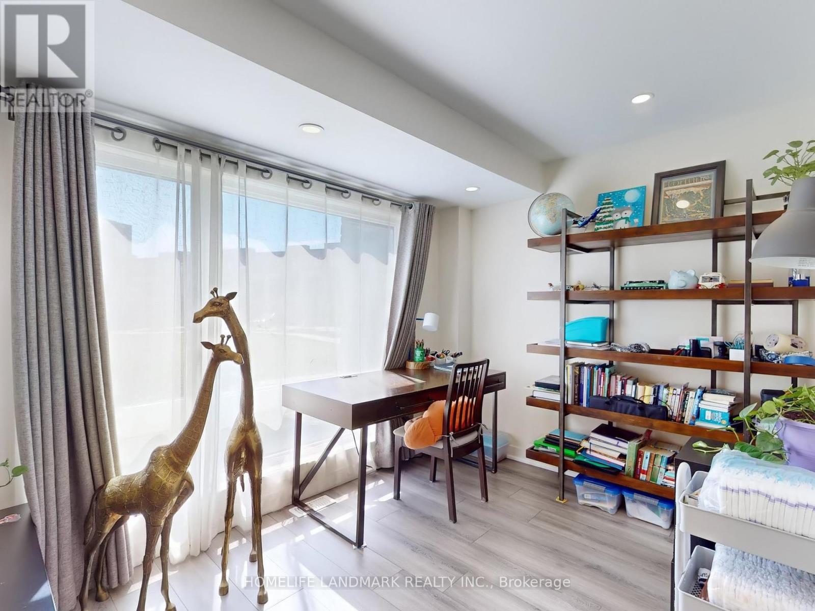 22 Carpaccio Avenue, Vaughan, Ontario  L4H 4R5 - Photo 2 - N12122717
