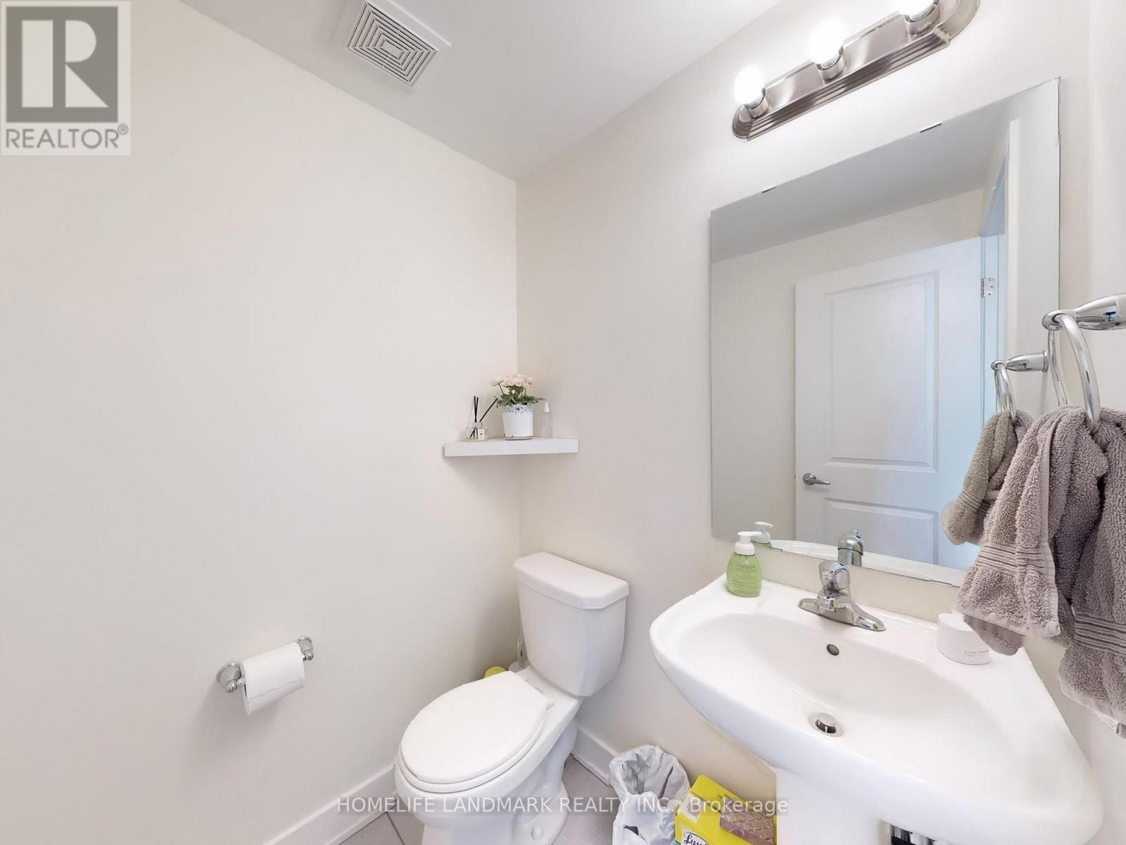 22 Carpaccio Avenue, Vaughan, Ontario  L4H 4R5 - Photo 5 - N12122717