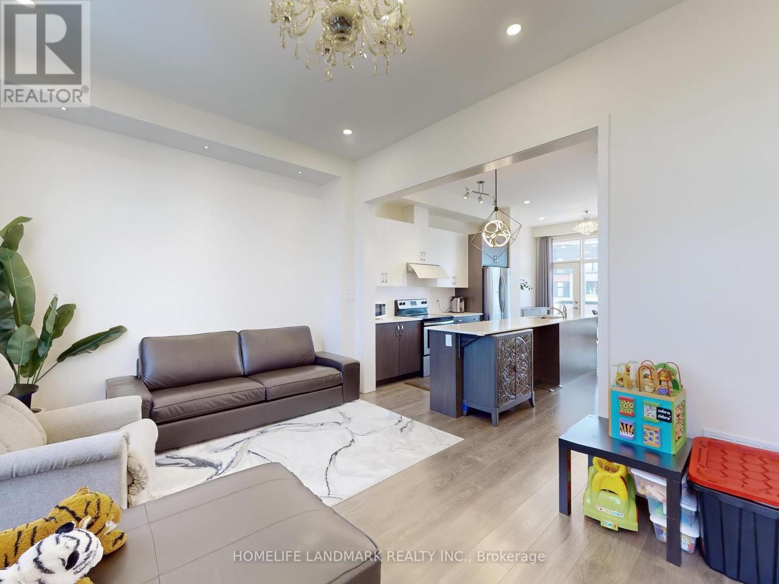 22 Carpaccio Avenue, Vaughan, Ontario  L4H 4R5 - Photo 8 - N12122717