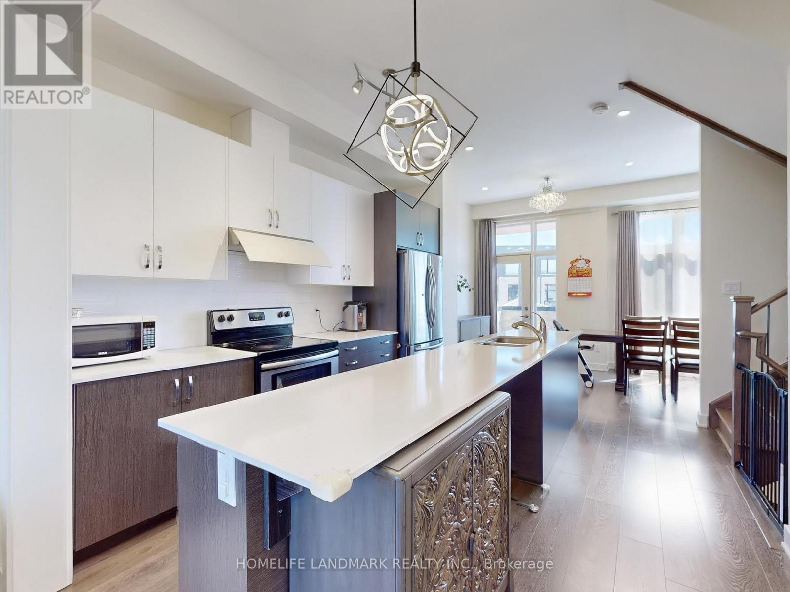 22 Carpaccio Avenue, Vaughan, Ontario  L4H 4R5 - Photo 9 - N12122717