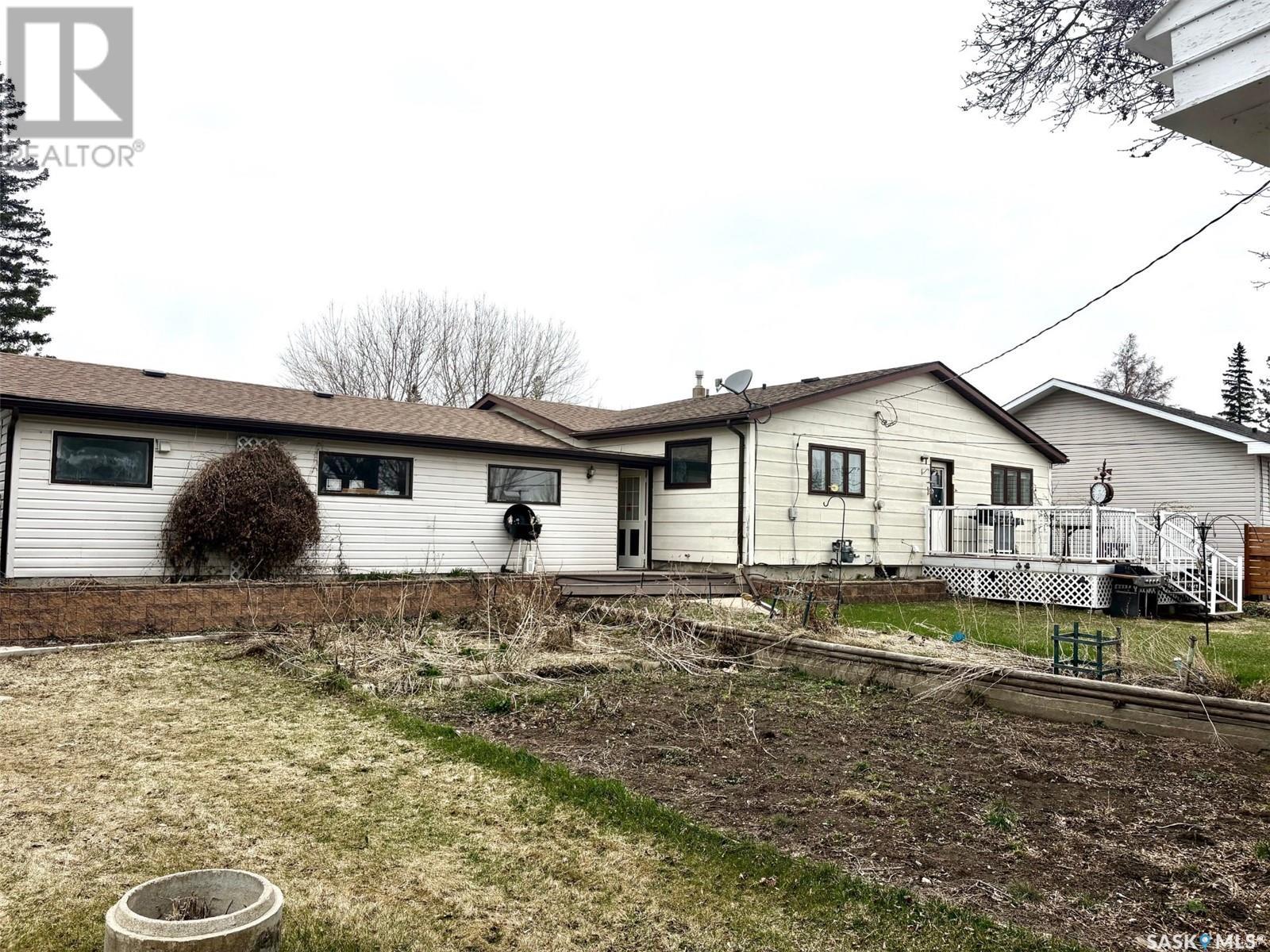 Property at 807 Elsinore STREET image 4