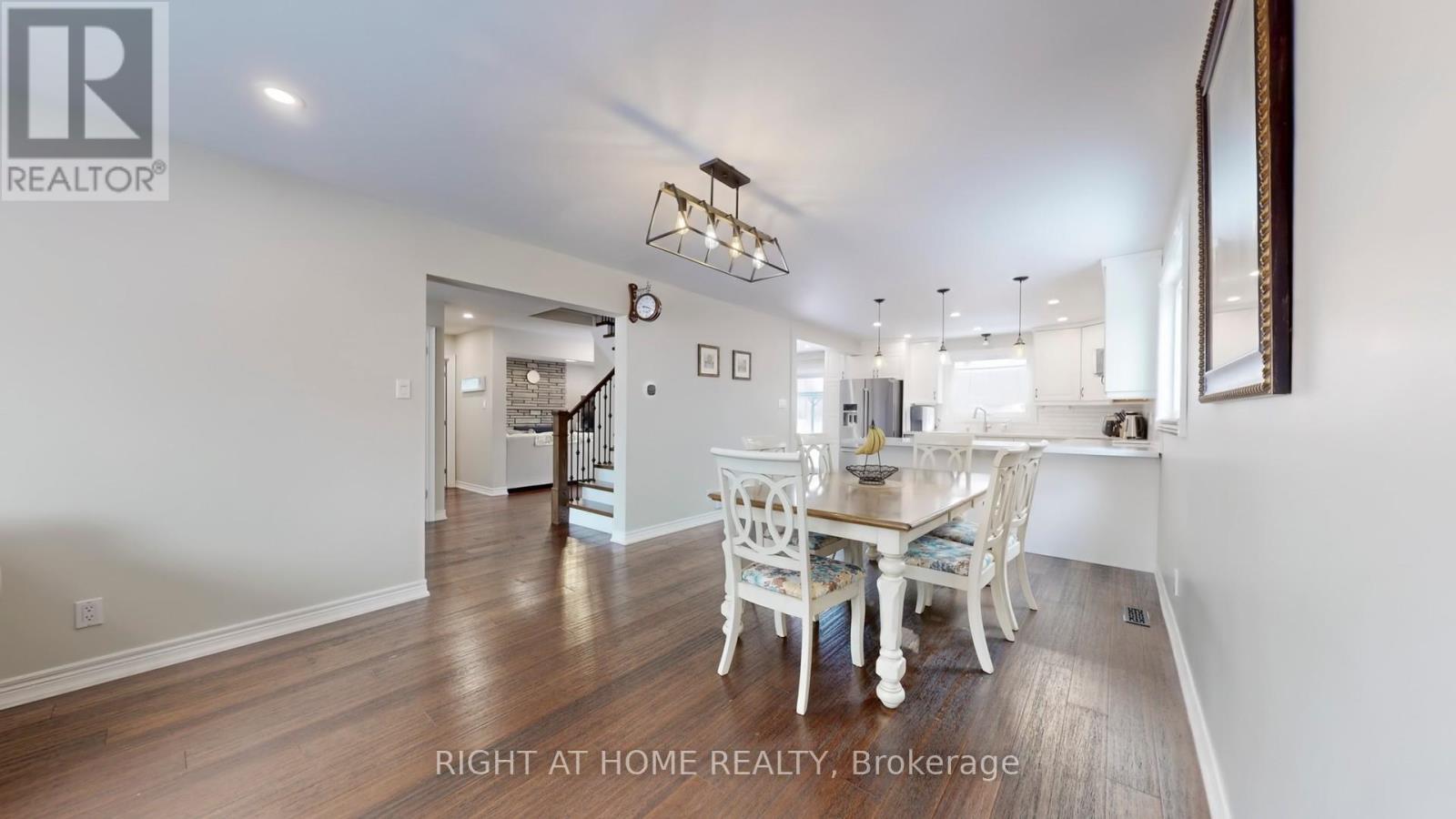 199 Biscayne Boulevard, Georgina, Ontario  L4P 3L5 - Photo 10 - N12104642