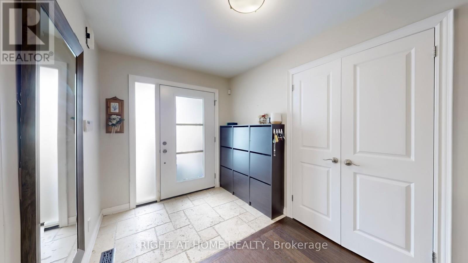 Property at 199 BISCAYNE BOULEVARD image 4