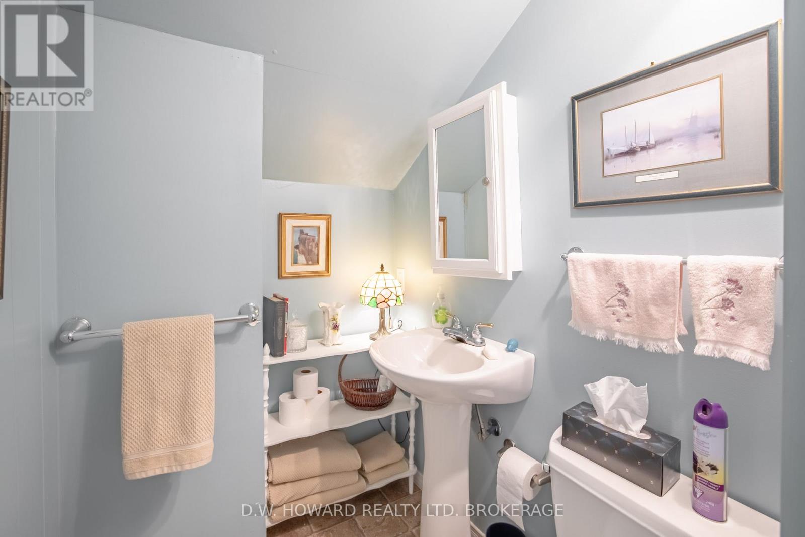 692 Lakeshore Road, Fort Erie, Ontario  L2A 1C1 - Photo 21 - X12122724
