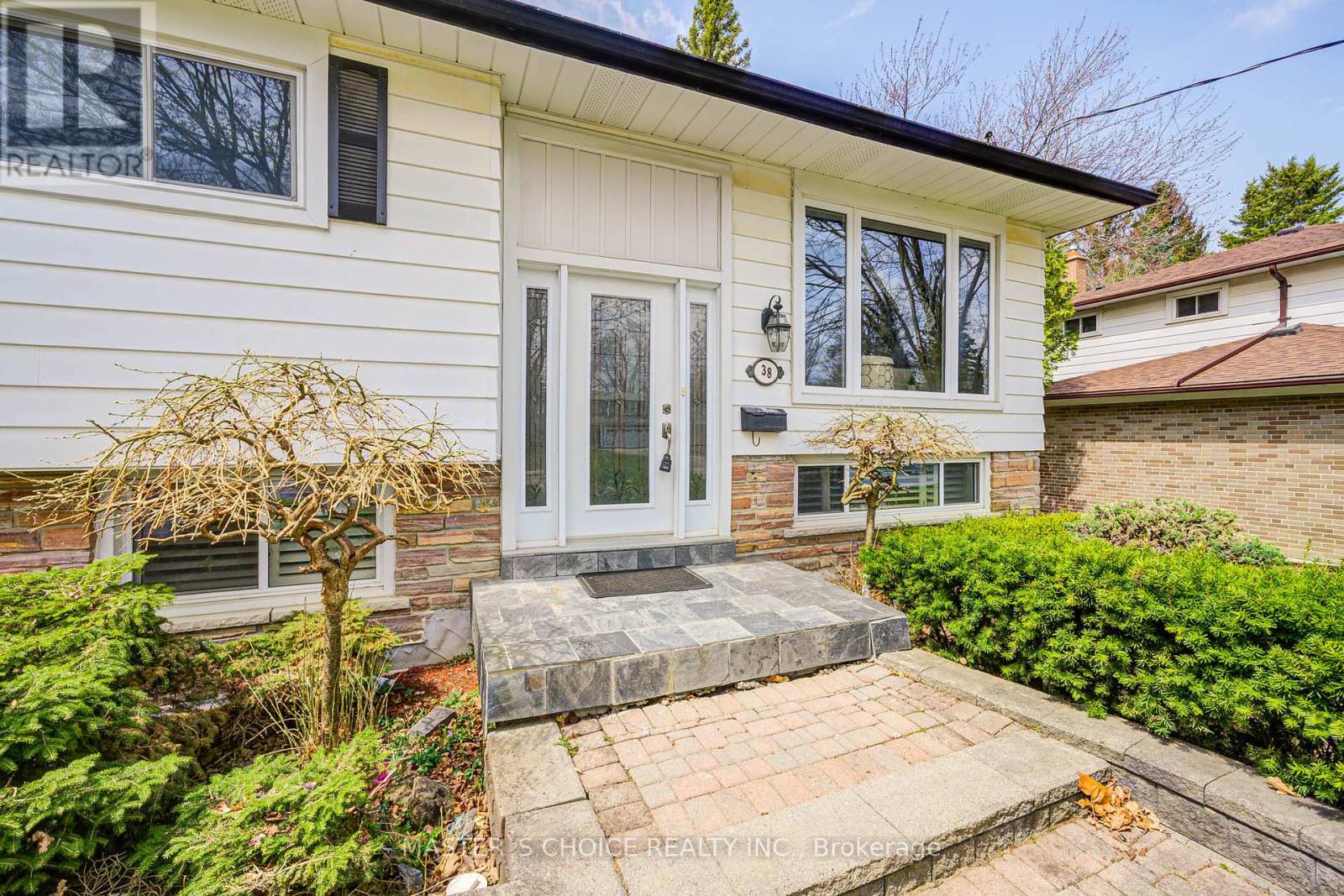 Property at 38 SCIBERRAS ROAD image 2