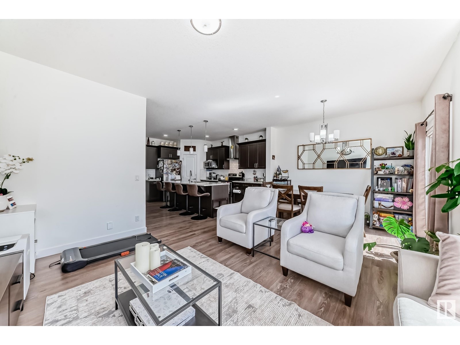 Property at 22015 85 Avenue NW NW image 4