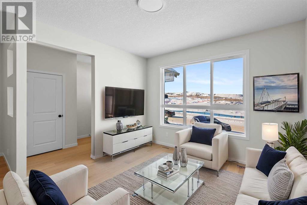 Property at 18 Edith Green NW image 4