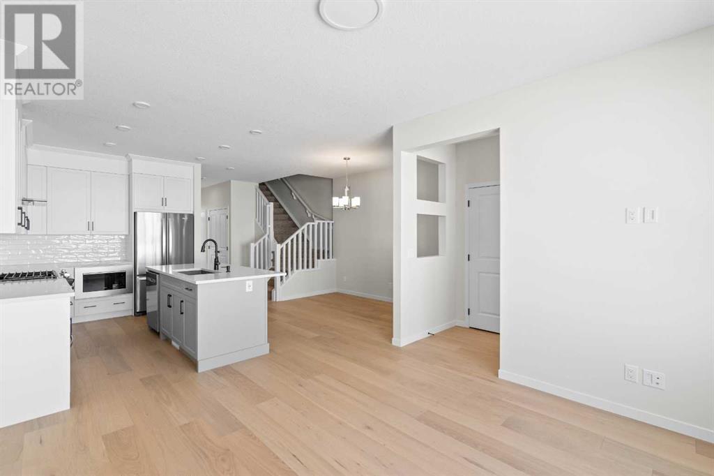 Property at 18 Edith Green NW image 5