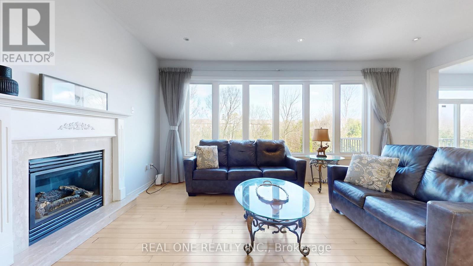 41 Grange Drive, Richmond Hill (Jefferson), Ontario  L4E 4T1 - Photo 10 - N12122737