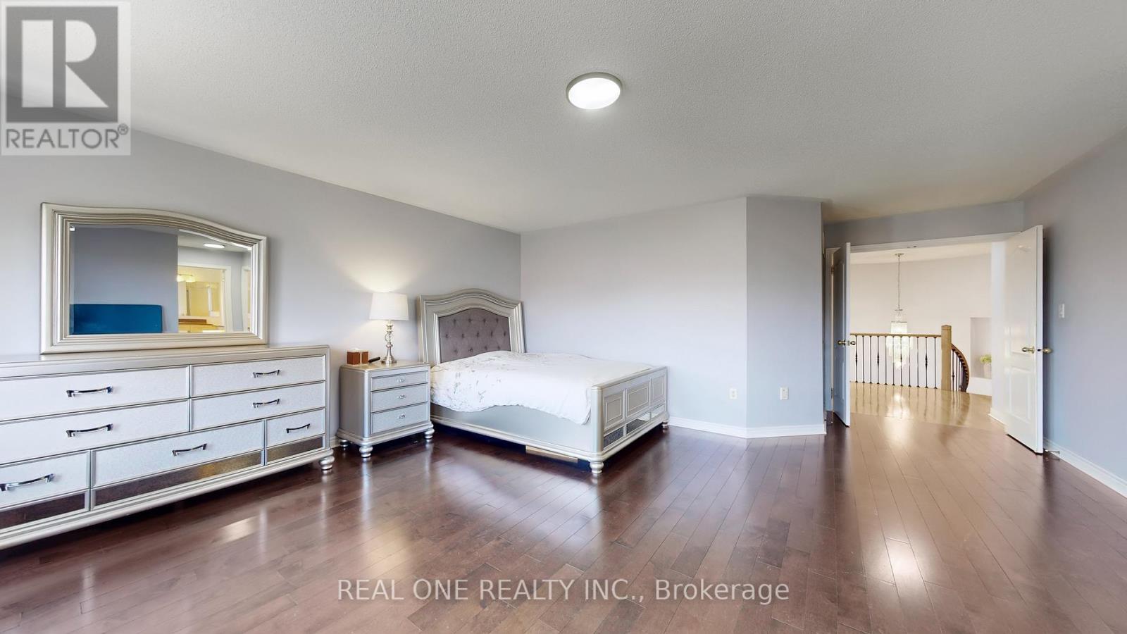 41 Grange Drive, Richmond Hill (Jefferson), Ontario  L4E 4T1 - Photo 22 - N12122737