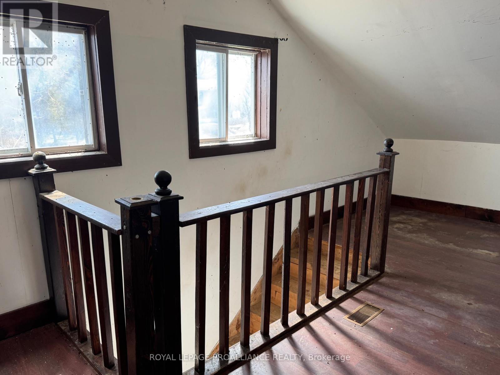 3085 Queensborough Road E, Madoc, Ontario K0K 2K0 - Photo 19 - X12122132