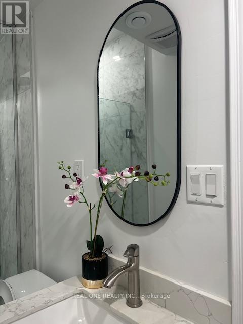75 Green Meadows Circle, Toronto, Ontario  M2J 5G6 - Photo 6 - C12122758