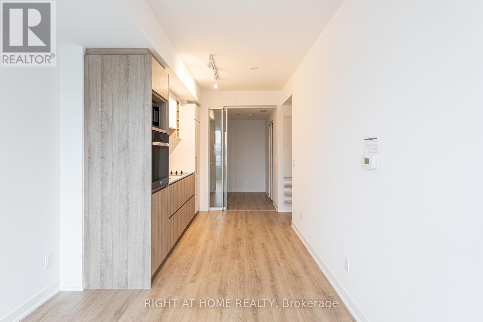 2208 - 319 Jarvis Street, Toronto, Ontario  M5B 2C2 - Photo 13 - C12122775
