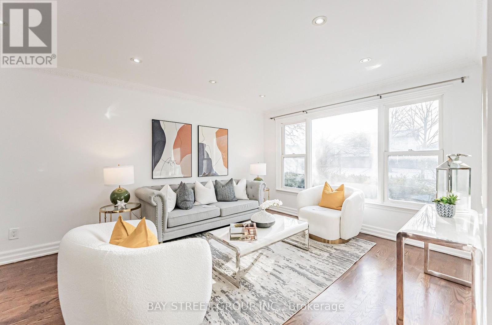 34 Ferrah Street, Markham, Ontario  L3R 1N5 - Photo 6 - N12122759