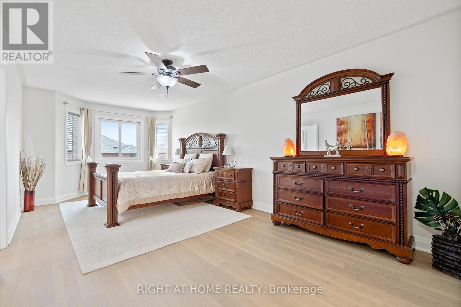 29 Neuchatel Avenue, Vaughan, Ontario  L4H 2Y2 - Photo 20 - N12068251