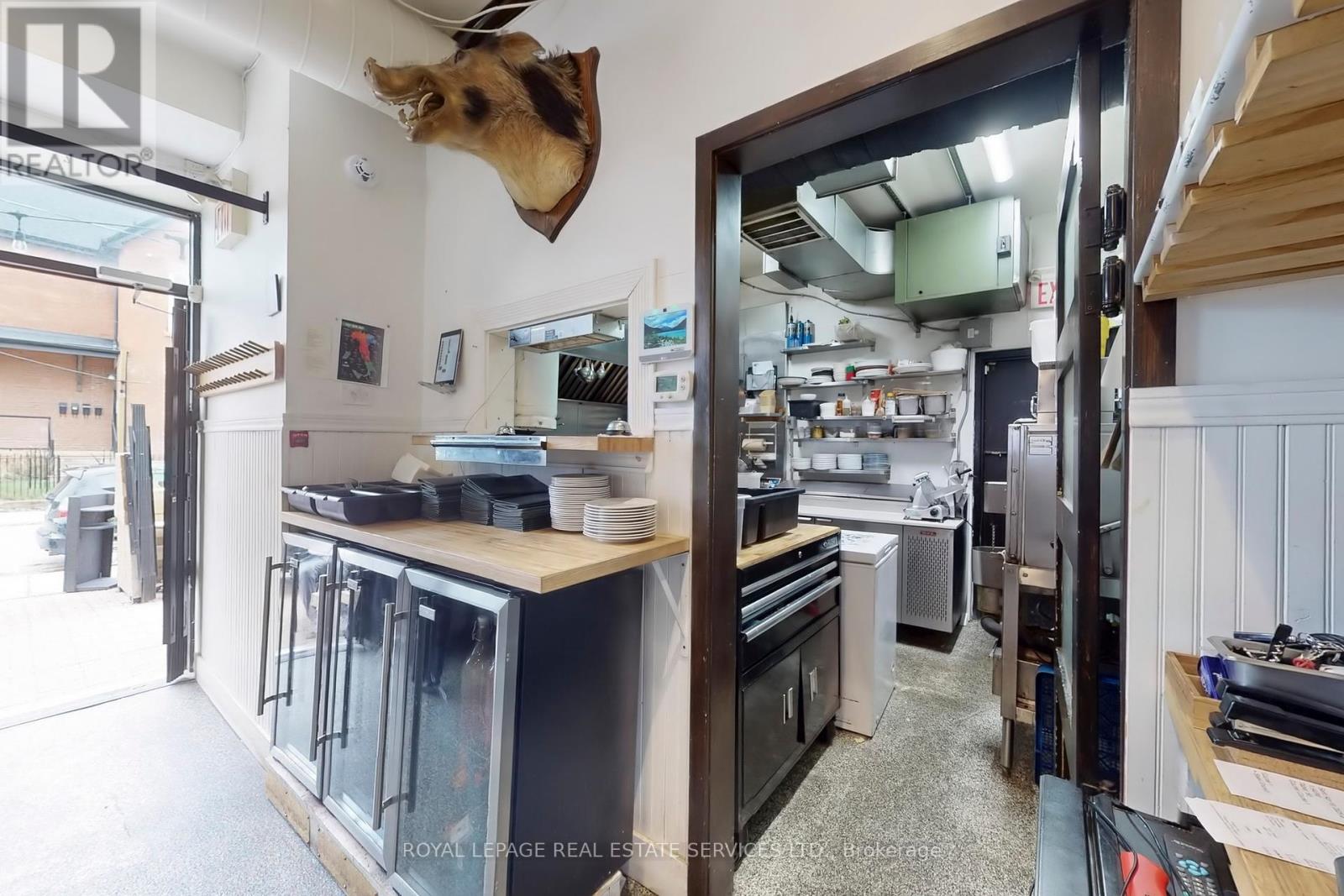 1595 Dupont Street, Toronto, Ontario  M6P 3S8 - Photo 20 - W12122801