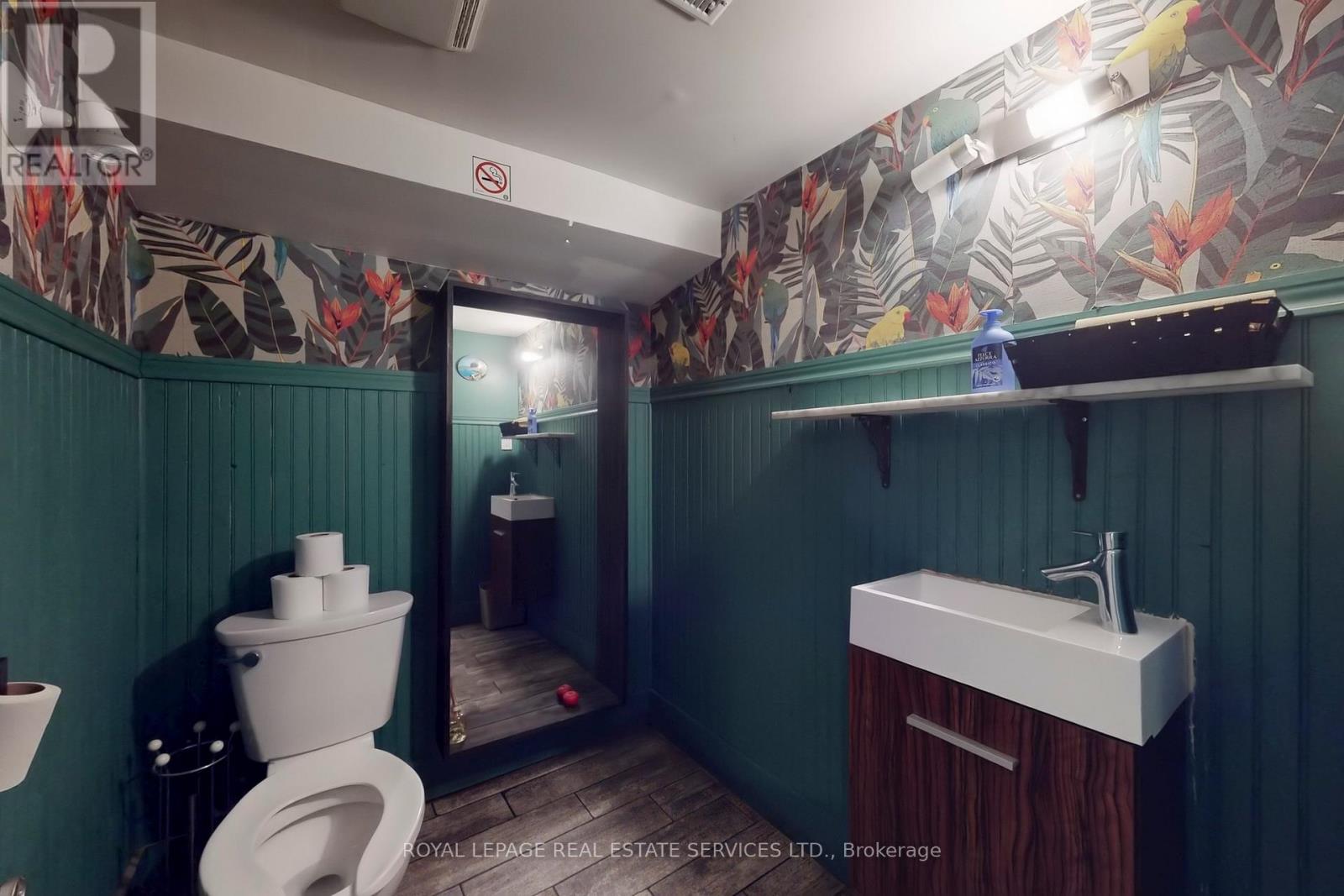1595 Dupont Street, Toronto, Ontario  M6P 3S8 - Photo 37 - W12122801