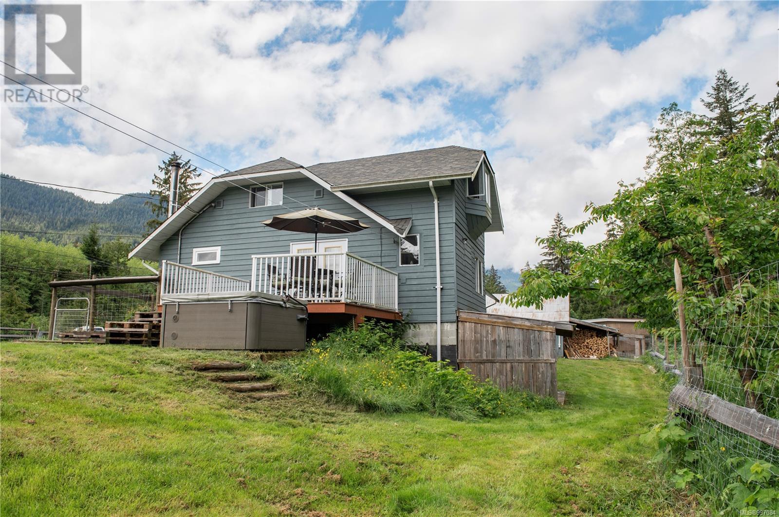 870 Sayward Rd, Sayward, British Columbia  V0P 1R0 - Photo 30 - 997084