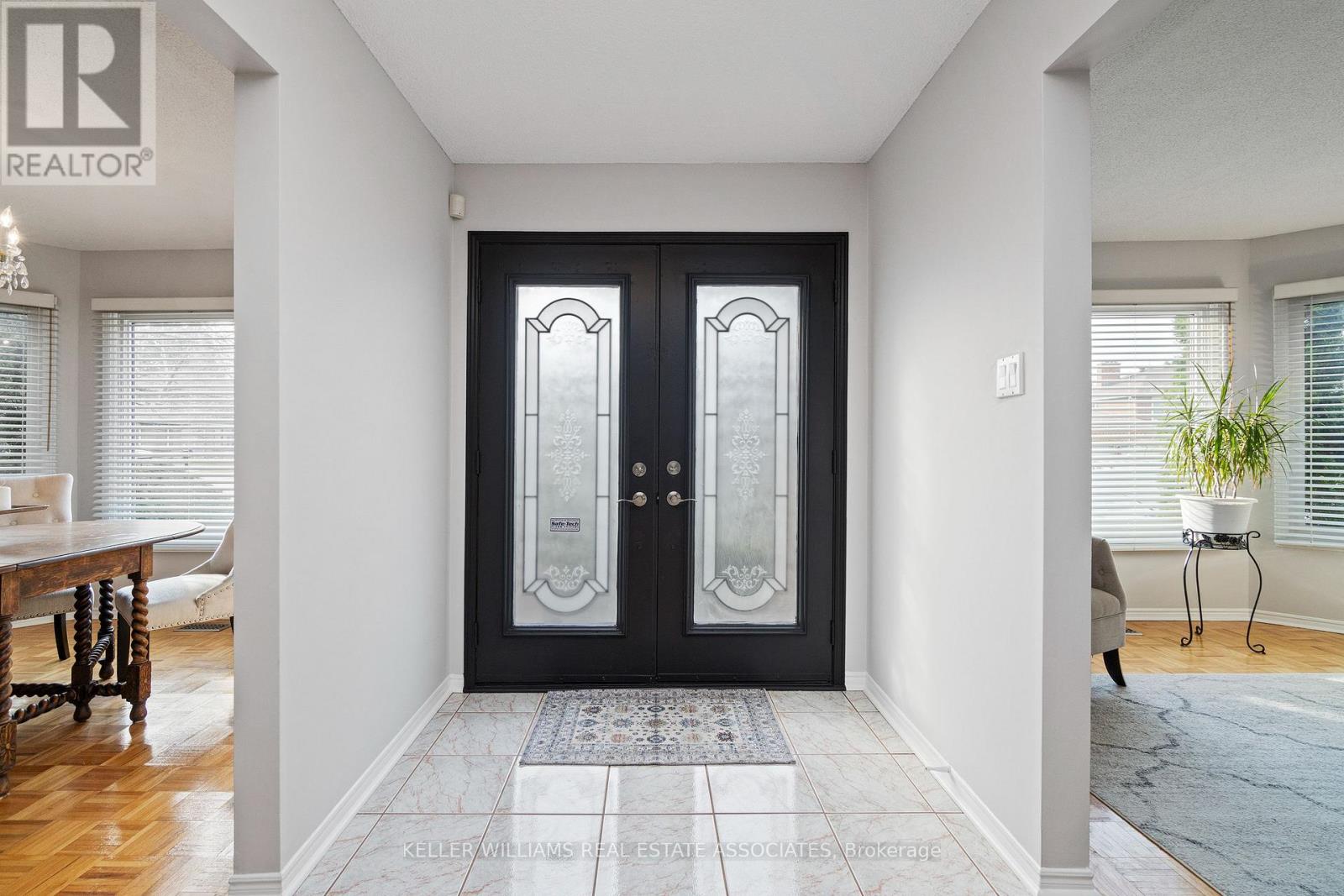Property at 1 BROOKBANK COURT image 4