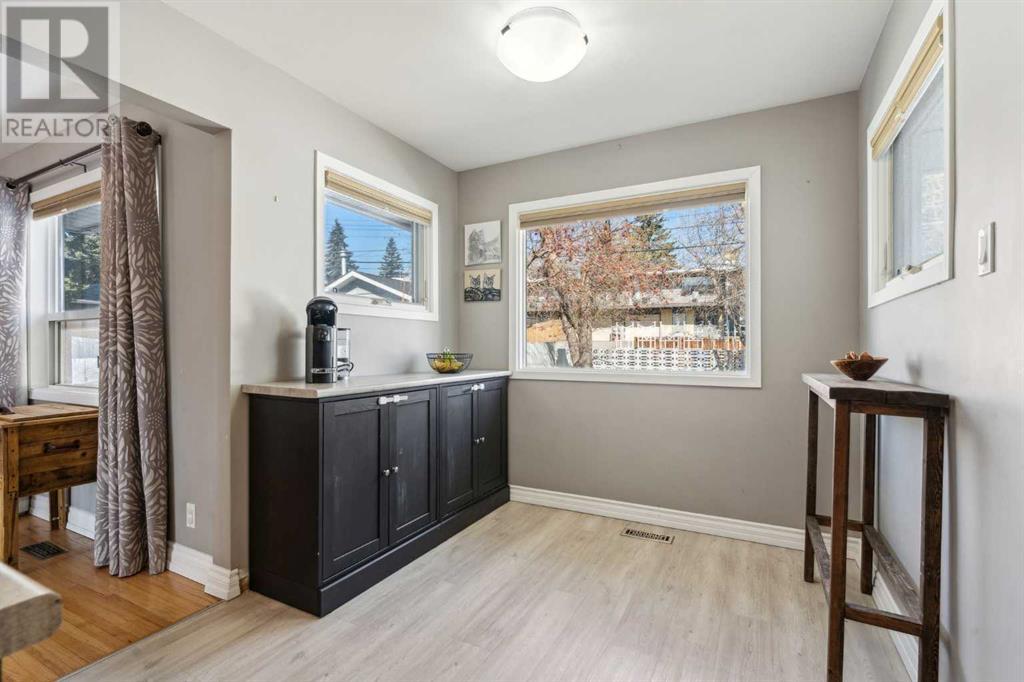 68 Chancellor Way Nw, Calgary, Alberta  T2K 1Y2 - Photo 12 - A2215544