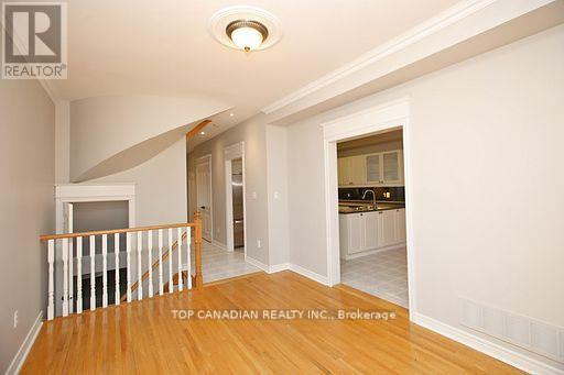 27 - 255 Shaftsbury Avenue, Richmond Hill, Ontario  L4C 0L9 - Photo 6 - N12114613