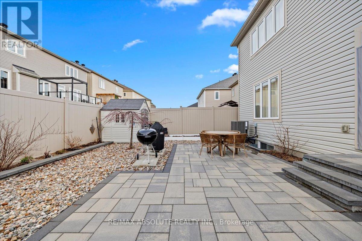 Property at 208 ASPER TRAIL CIRCLE image 4