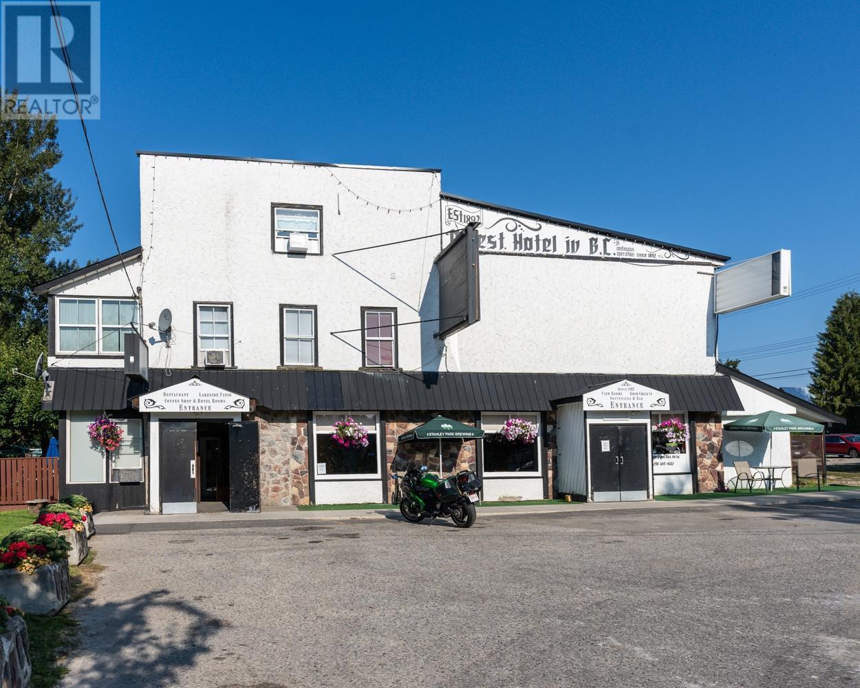 92 4th Avenue, Nakusp, British Columbia  V0G 1R1 - Photo 69 - 2473068
