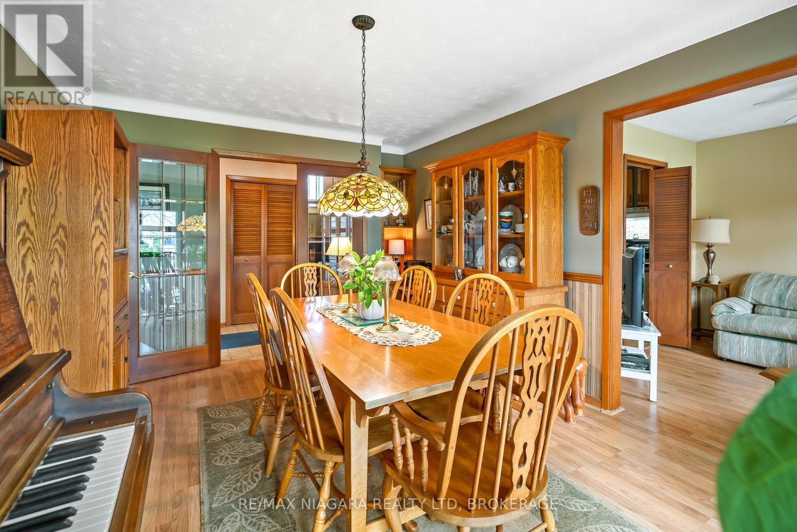 9 Shoreline Drive, St. Catharines, Ontario  L2N 3V7 - Photo 7 - X12122822