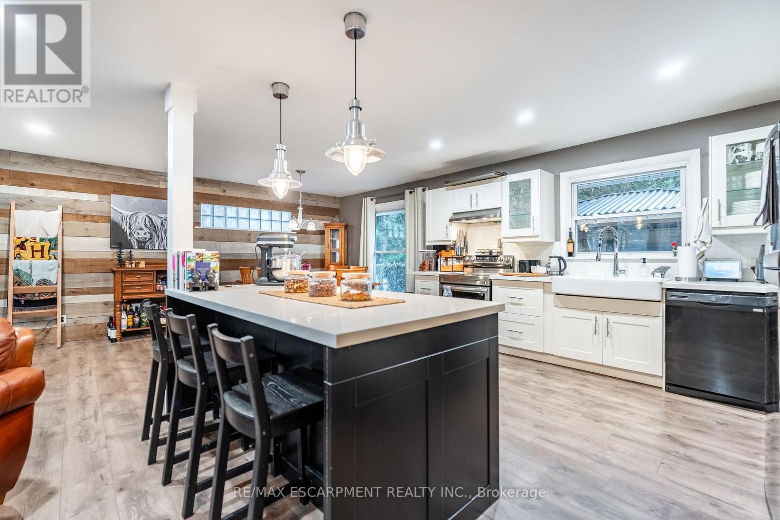 212 Brookfield Avenue, Burlington (Roseland), Ontario  L7N 1T8 - Photo 7 - W12069935