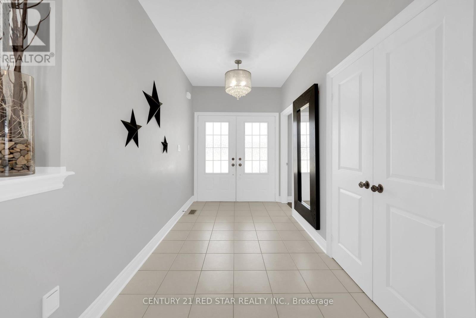 Property at 18 MITCHELL CRESCENT image 4