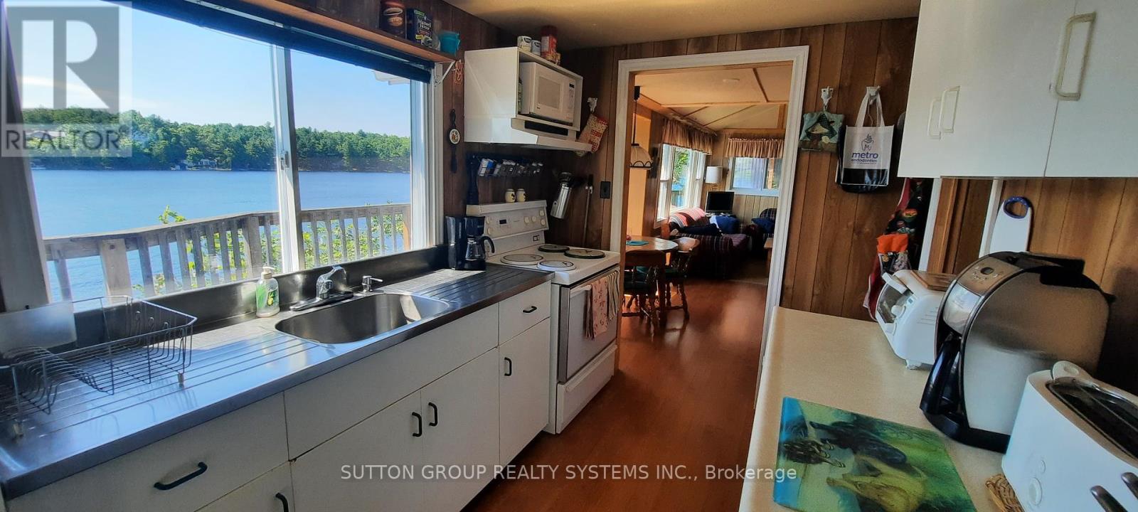 361 Healey Lake Water, The Archipelago, Ontario  P0C 1H0 - Photo 12 - X12122834