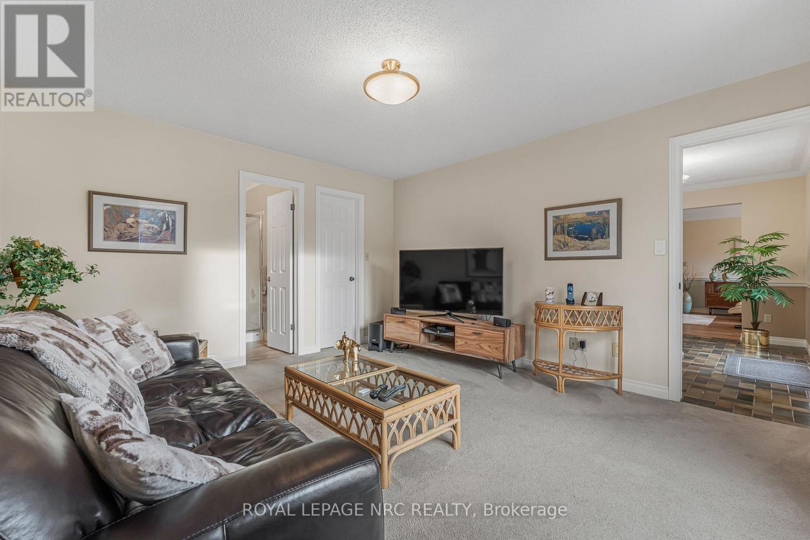 38 Colonel Butler Crescent, Niagara-On-The-Lake, Ontario  L0S 1J0 - Photo 12 - X12026607