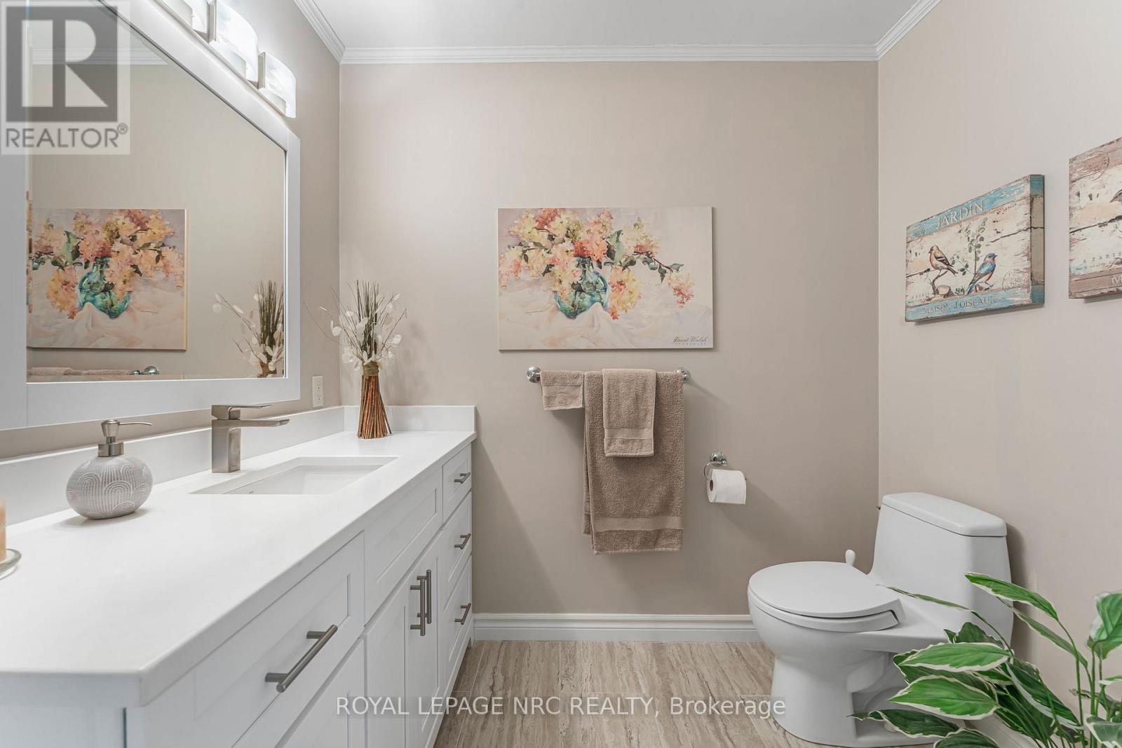 38 Colonel Butler Crescent, Niagara-On-The-Lake, Ontario  L0S 1J0 - Photo 13 - X12026607