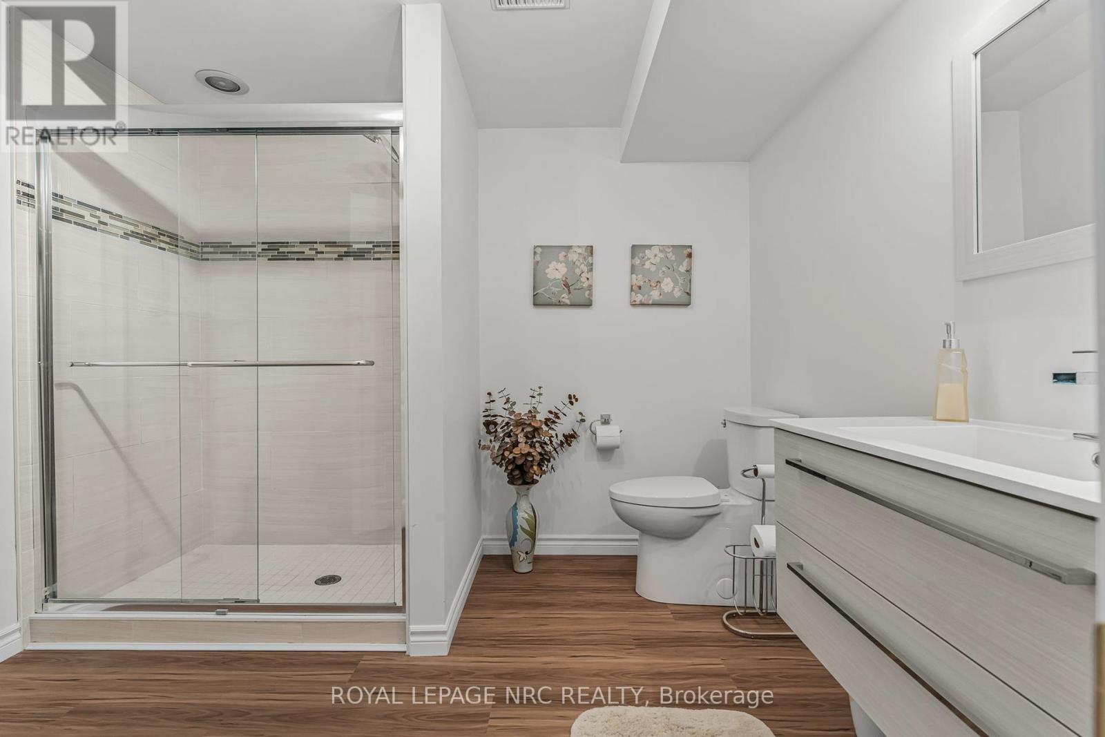 38 Colonel Butler Crescent, Niagara-On-The-Lake, Ontario  L0S 1J0 - Photo 36 - X12026607