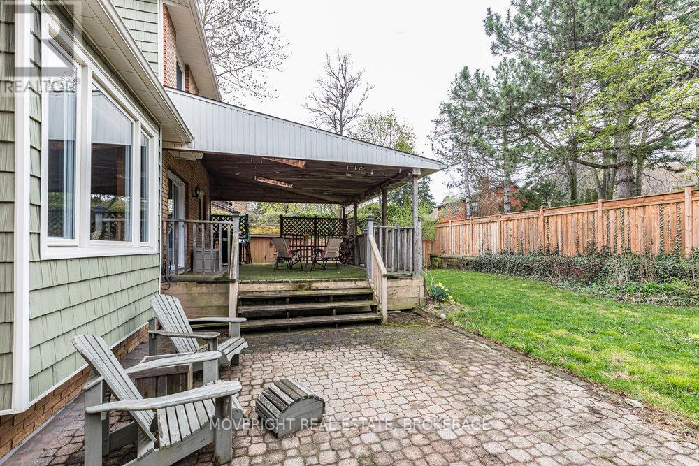 62 Templer Drive, Hamilton, Ontario  L9G 4A9 - Photo 41 - X12114532