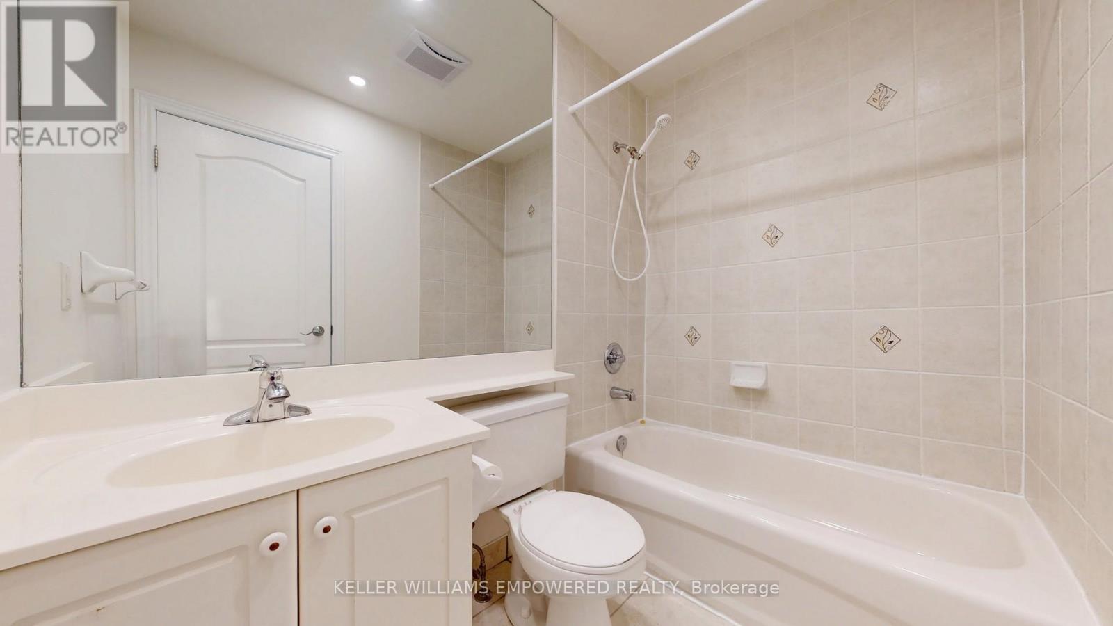 68 Suncrest Boulevard, Markham, Ontario  L3T 7Y1 - Photo 15 - N11966787
