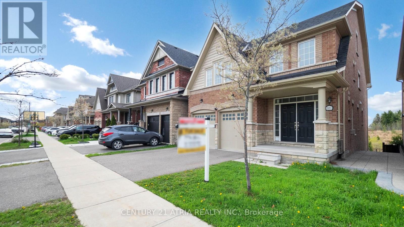 Property at 101 BONNIEGLEN FARM BOULEVARD image 2