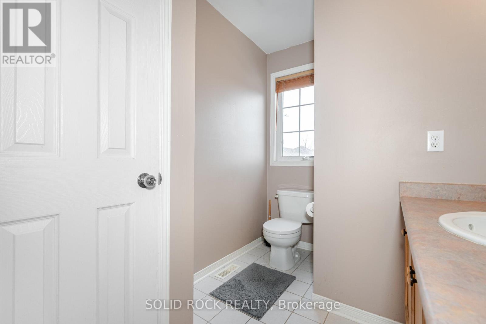 35 Prince Crescent, Brampton, Ontario  L7A 2C8 - Photo 37 - W12044363