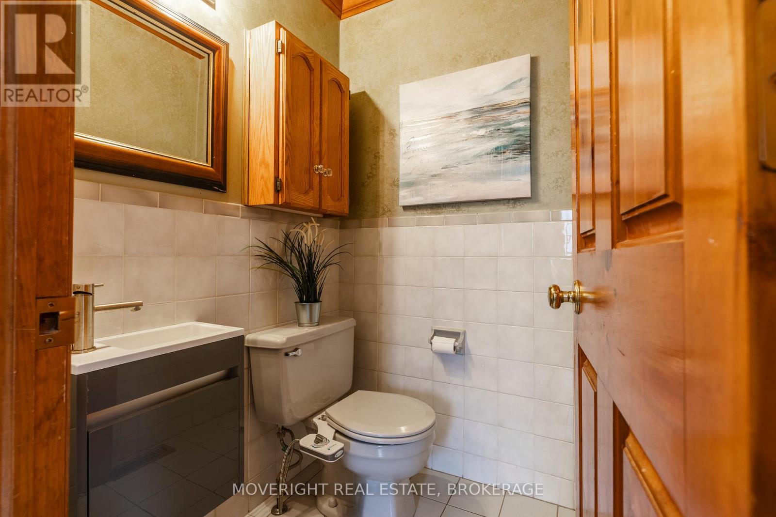 62 Templer Drive, Hamilton, Ontario  L9G 4A9 - Photo 21 - X12114532